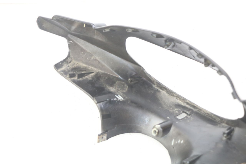 photo de COUVRE GUIDON AVANT PEUGEOT V-CLIC VCLIC 50 (2007 - 2013) - Gros plan technique