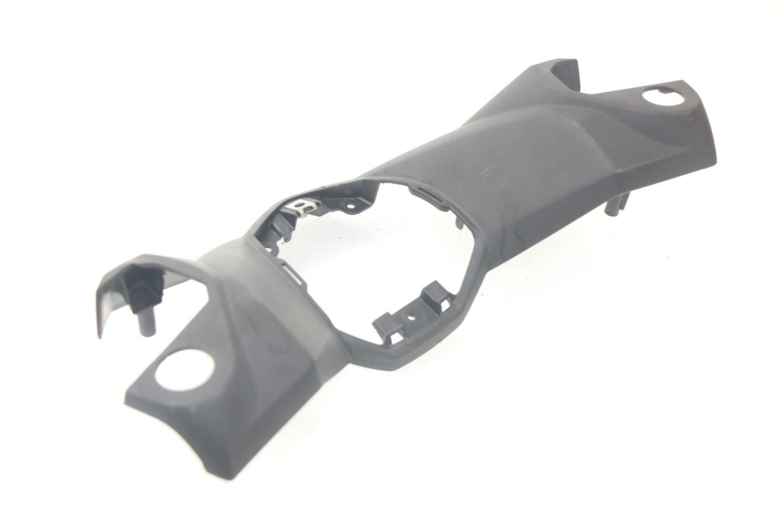 photo de COUVRE GUIDON AVANT YAMAHA XMAX X-MAX ABS 125 (2014 - 2016) - Autre angle de vue