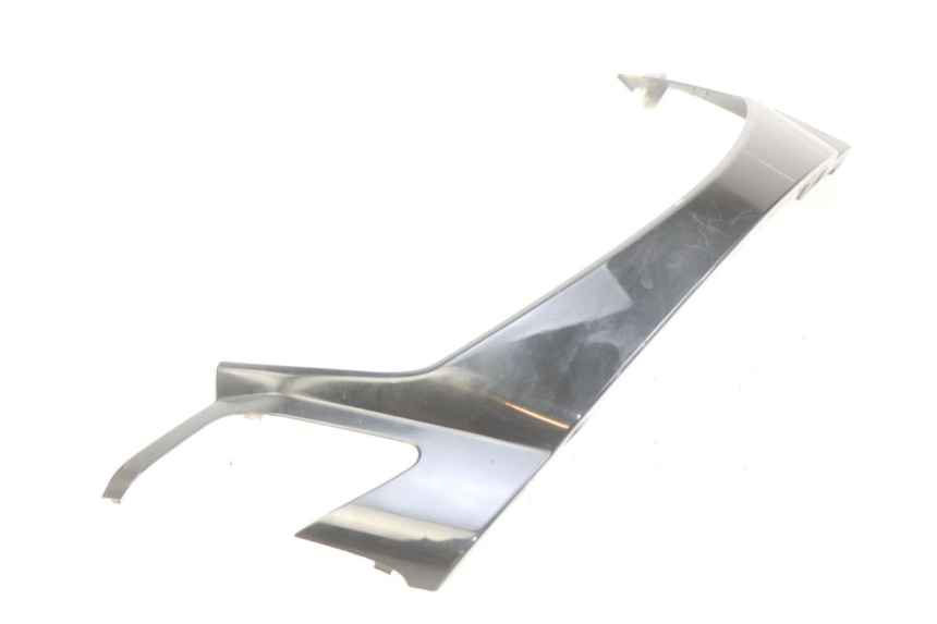 photo de COUVRE GUIDON AVANT YAMAHA XMAX X-MAX 125 (2006 - 2009)