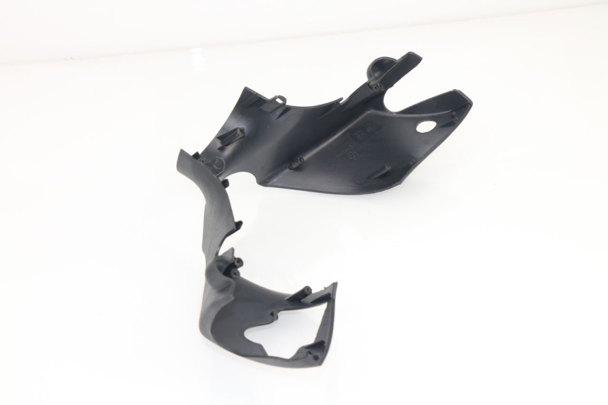 photo de COUVRE GUIDON AVANT PIAGGIO ZIP 125 (2000 - 2004)