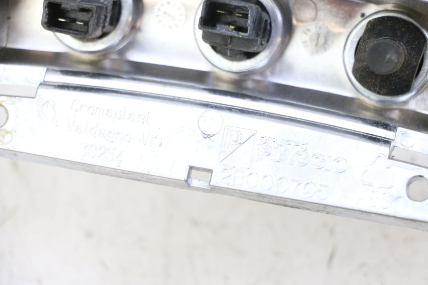 photo de COUVRE GUIDON COMMODO PIAGGIO MP3 500 (2014 - 2016)