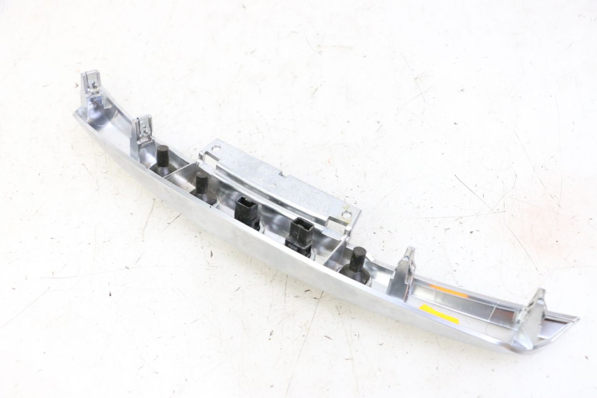 photo de COUVRE GUIDON COMMODO PIAGGIO MP3 500 (2014 - 2016)