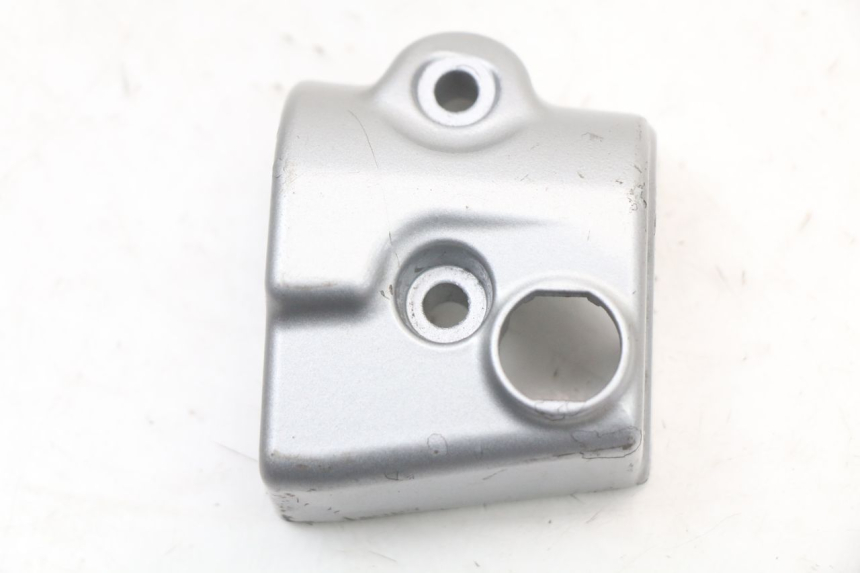 photo de COUVRE GUIDON COMMODO MOTO GUZZI NORGE 8V GT 1200 (2011 - 2016)