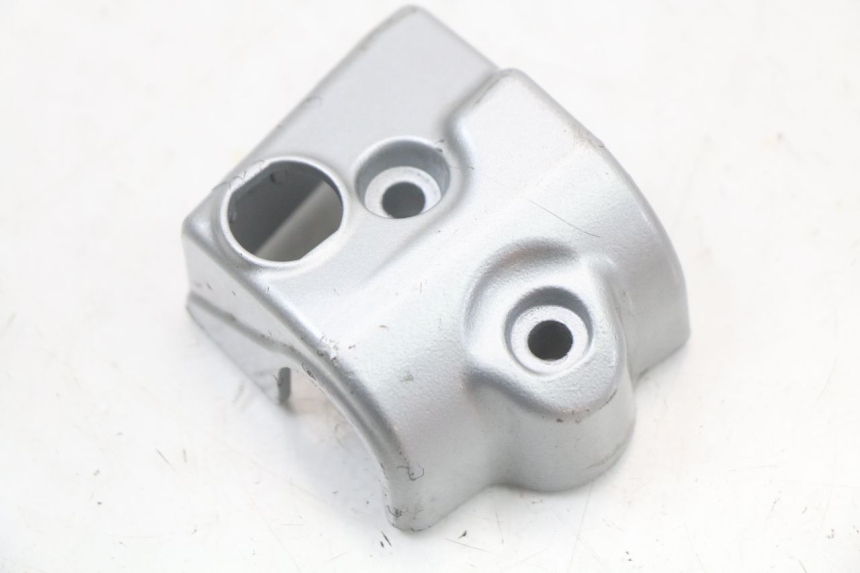 photo de COUVRE GUIDON COMMODO MOTO GUZZI NORGE 8V GT 1200 (2011 - 2016)