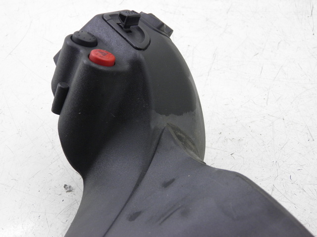 photo de COUVRE GUIDON COMMODO PIAGGIO XEVO 400 (2007) - Vue produit