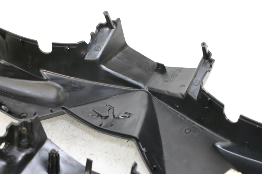 photo de COUVRE GUIDON PEUGEOT LUDIX 50 (2008 - 2017)