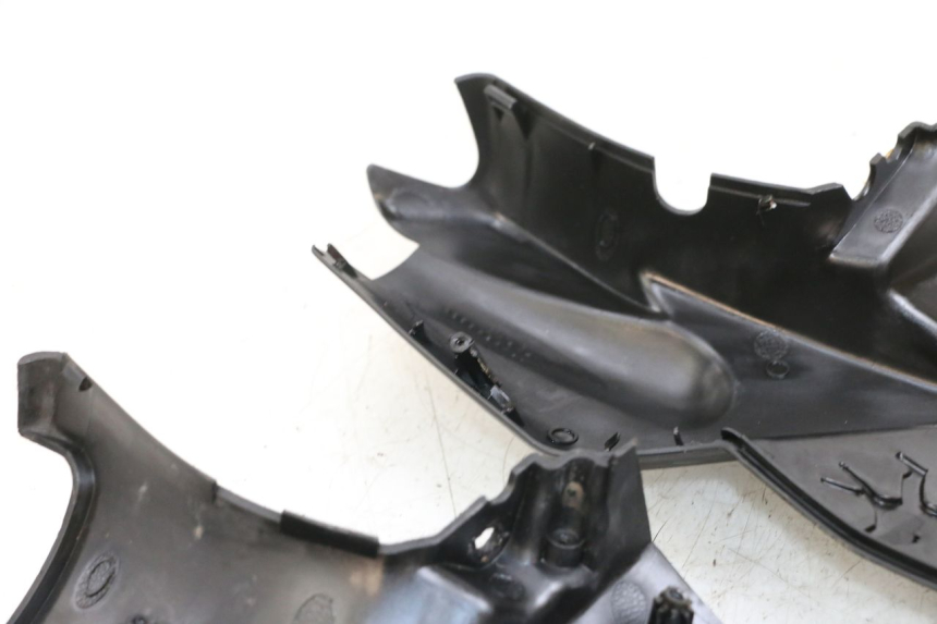 photo de COUVRE GUIDON PEUGEOT LUDIX 50 (2008 - 2017)