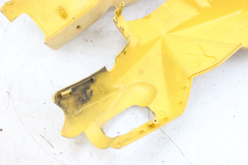 photo de COUVRE GUIDON PEUGEOT LUDIX 50 (2008 - 2017) - Zoom composants