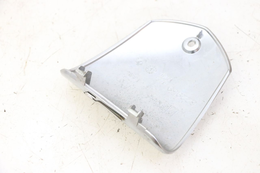 photo de COUVRE GUIDON  PIAGGIO MP3 RL 250 (2007 - 2010)