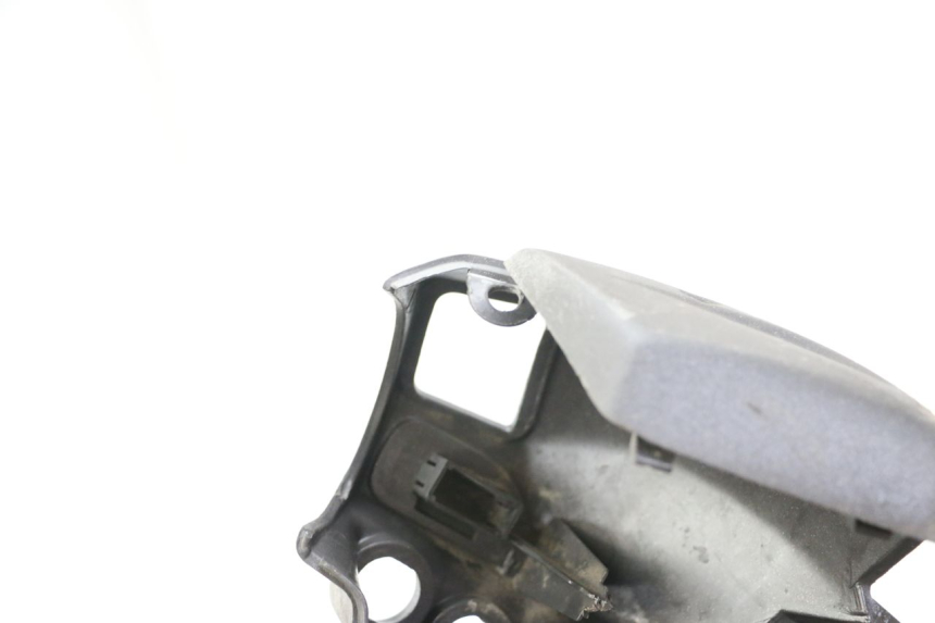 photo de COUVRE GUIDON PIAGGIO X8 125 (2004 - 2007)