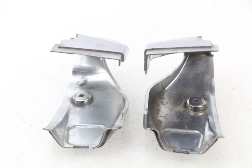 photo de COUVRE GUIDON  PIAGGIO PRIMAVERA 125 (2013 - 2021)