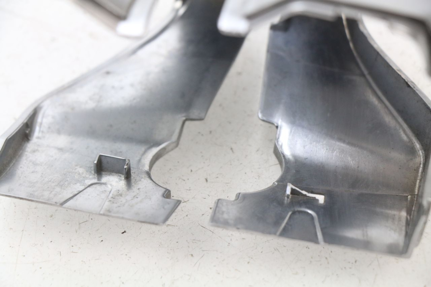 photo de COUVRE GUIDON  PIAGGIO PRIMAVERA 125 (2013 - 2021)