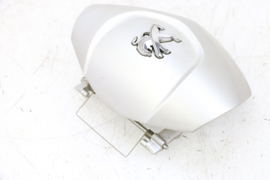 photo de COUVRE GUIDON  PEUGEOT SATELIS 125 (2013 - 2018) - Détail de la pièce