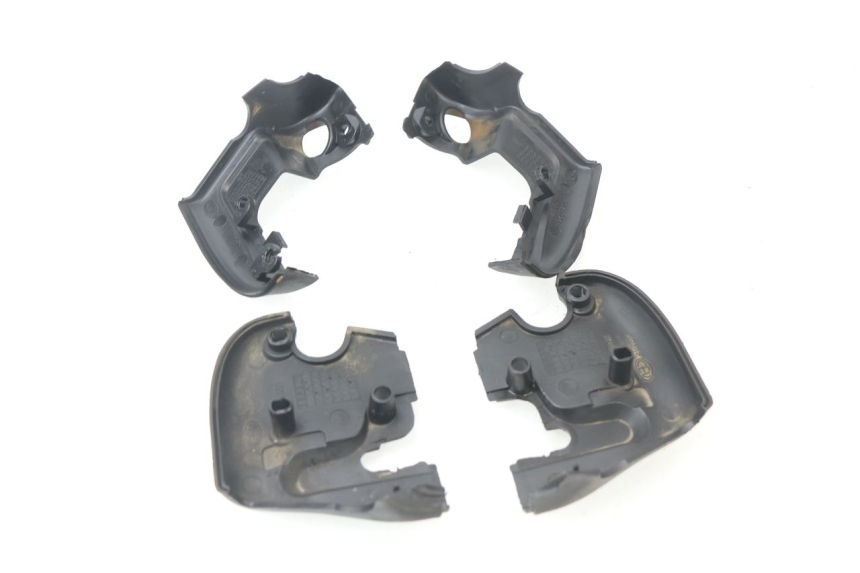photo de COUVRE GUIDON  APRILIA SCARABEO GT 125 (1999 - 2007)