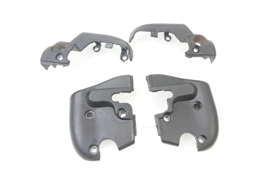 photo de COUVRE GUIDON  APRILIA SCARABEO GT 125 (1999 - 2007)