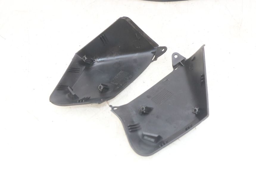 photo de COUVRE GUIDON YAMAHA X-MAX XMAX 250 (2006 - 2009)