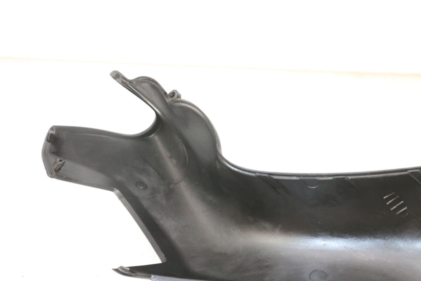 photo de COUVRE GUIDON PIAGGIO XEVO - X EVO 125 (2007 - 2017) - Détails caractéristiques