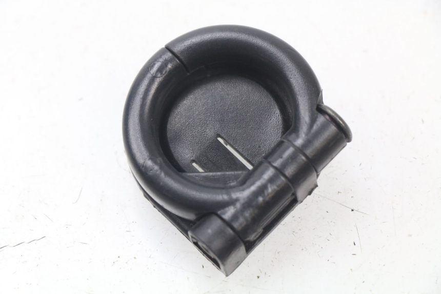 photo de CROCHET SAC PIAGGIO XEVO - X EVO 125 (2007 - 2016)