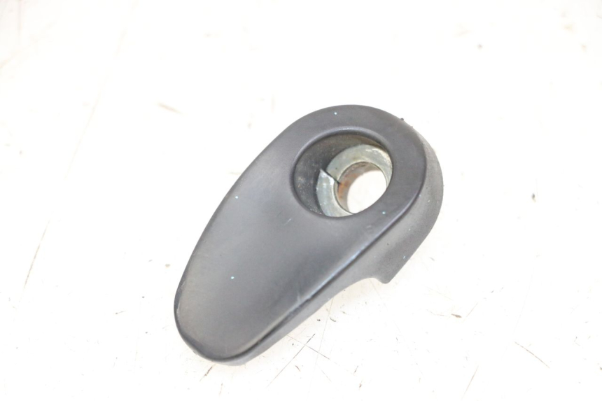 photo de CROCHET SAC PEUGEOT TWEET PRO CARGO 50 (2018 - 2020)