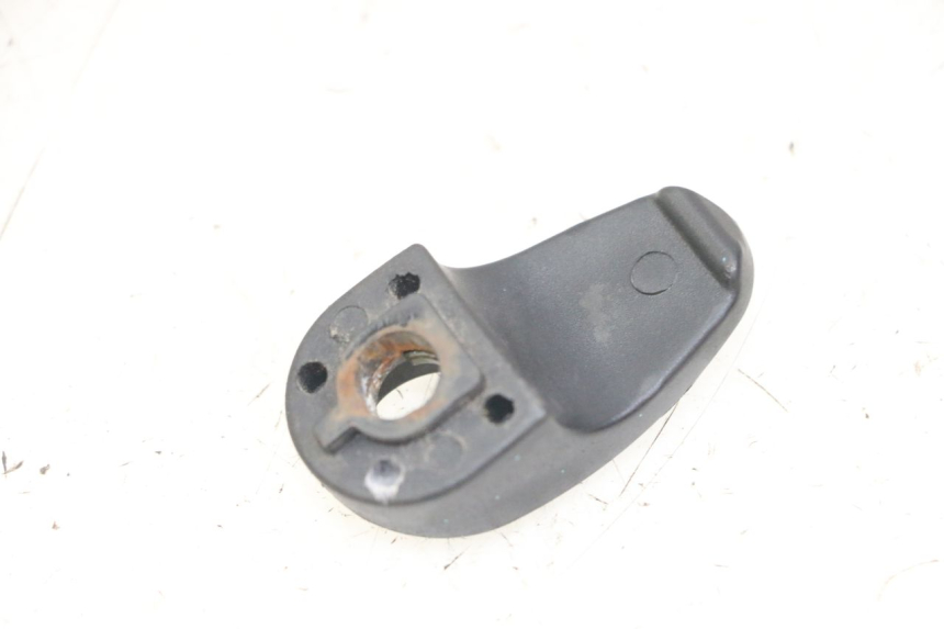 photo de CROCHET SAC PEUGEOT TWEET PRO CARGO 50 (2018 - 2020)