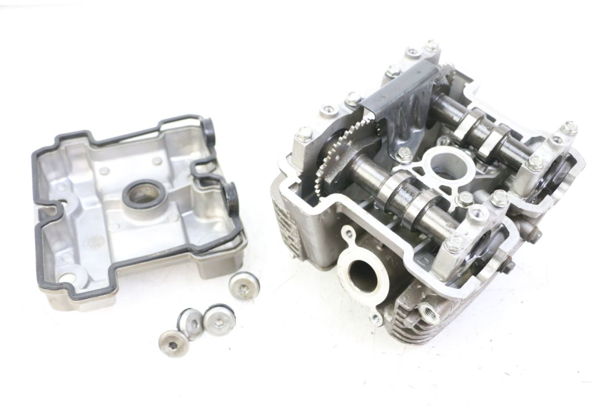 photo de CULASSE ARRIERE HYOSUNG GTR 125 (2006 - 2008)