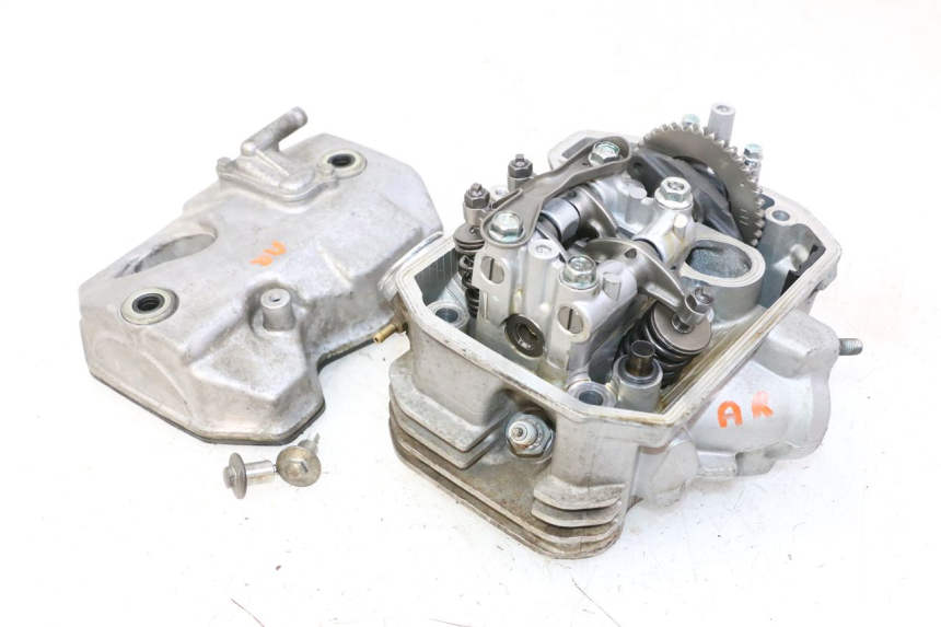 photo de CULASSE ARRIERE HONDA NTV DEAUVILLE 650 (2001 - 2006)