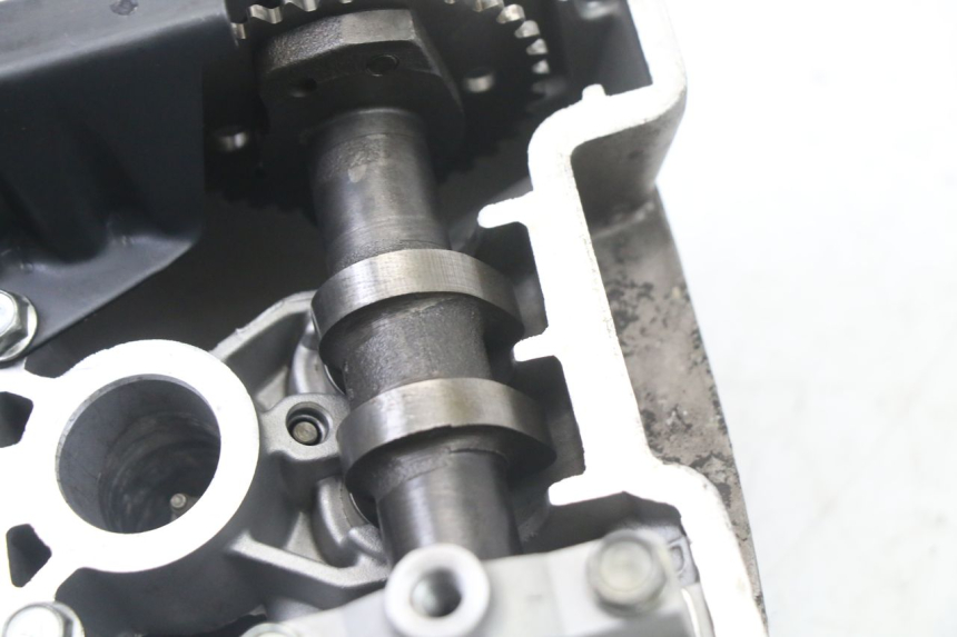 photo de CULASSE AVANT HYOSUNG GTR 125 (2006 - 2008)