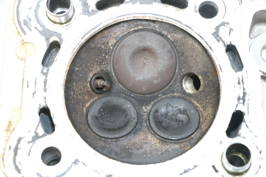 photo de CULASSE AVANT HONDA NTV DEAUVILLE 650 (2001 - 2006)