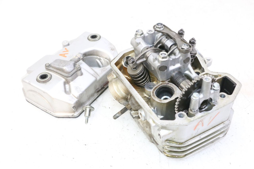 photo de CULASSE AVANT HONDA NTV DEAUVILLE 650 (2001 - 2006)