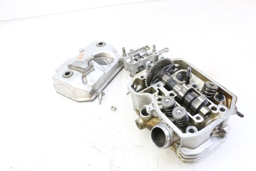 photo de CULASSE AVANT HONDA NTV DEAUVILLE 650 (2001 - 2006)