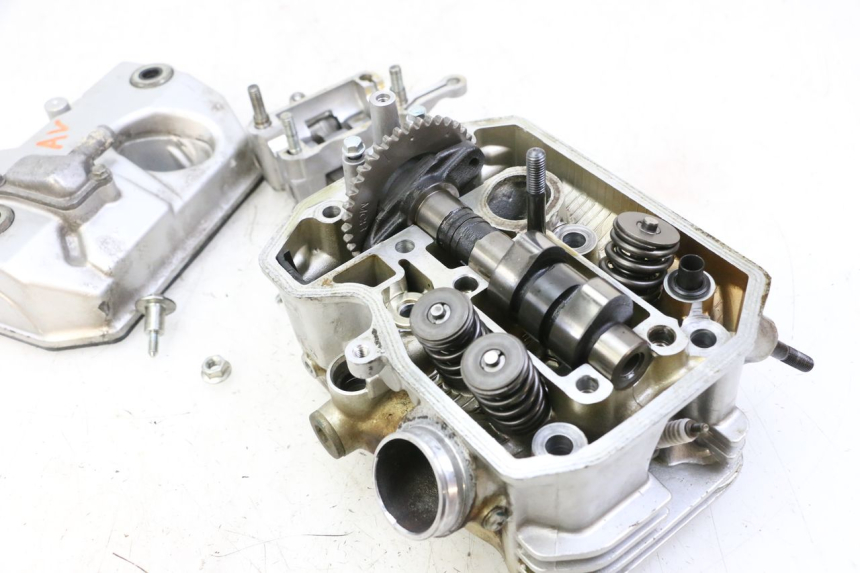 photo de CULASSE AVANT HONDA NTV DEAUVILLE 650 (2001 - 2006)