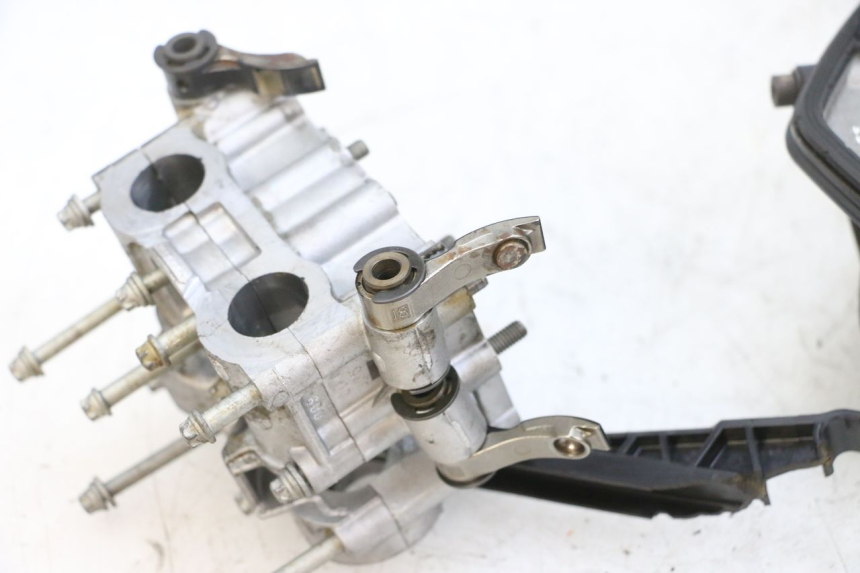 photo de CULASSE AVANT BMW R RT ABS 1200 (2010 - 2014) - Zoom état d’usage