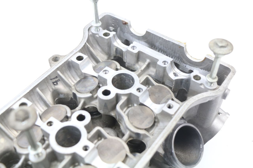 photo de CULASSE HONDA CBR 929 RR FIREBLADE 900 (2000 - 2001)