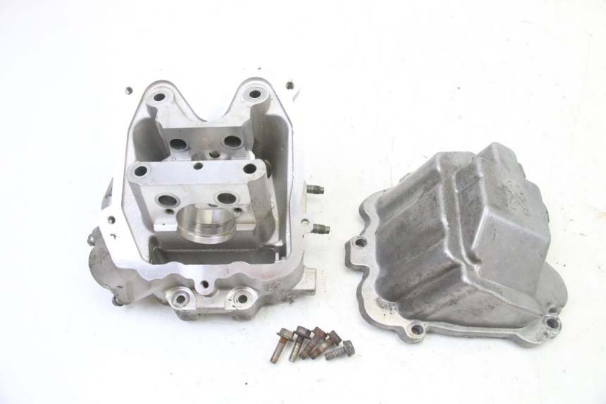 photo de CULASSE PEUGEOT SATELIS 125 (2013 - 2018)