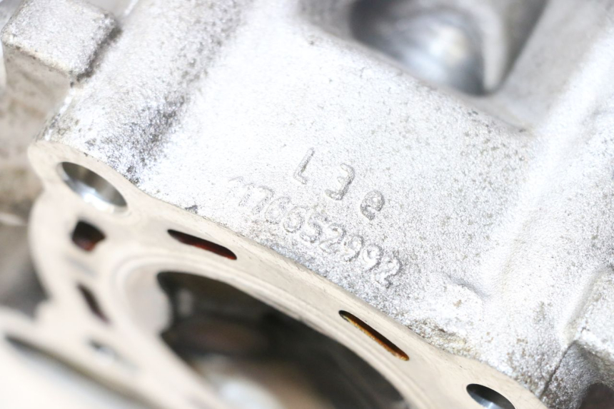 photo de CULASSE PEUGEOT SATELIS 125 (2013 - 2018)