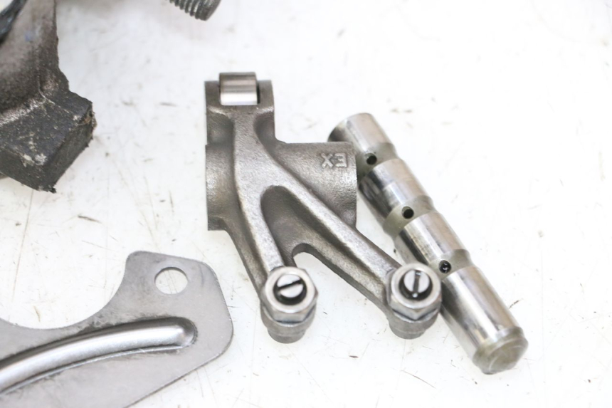 photo de CULASSE PEUGEOT SATELIS 125 (2013 - 2018)