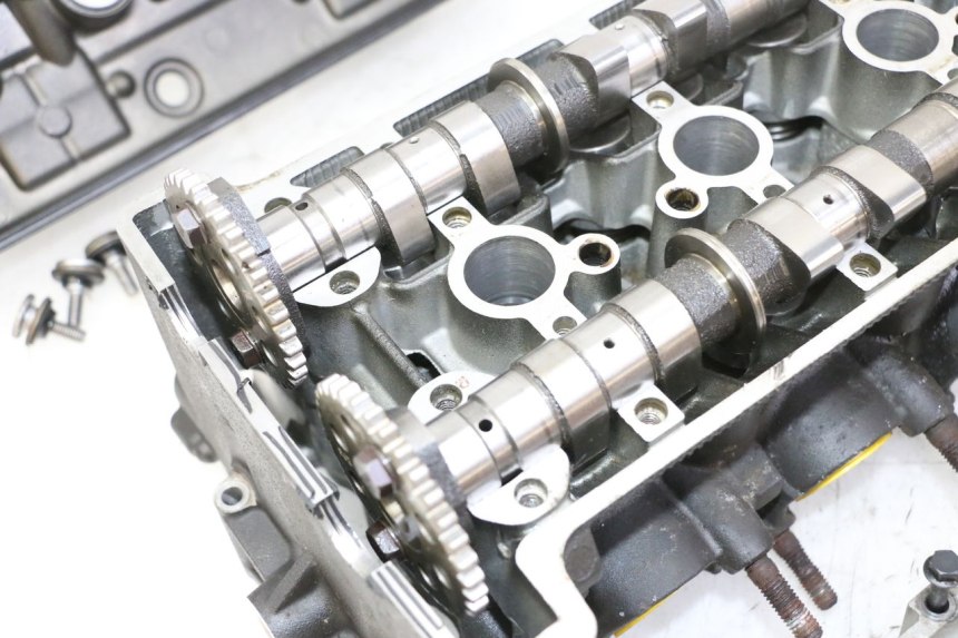 photo de CULASSE YAMAHA XJ6 600 (2008 - 2016)