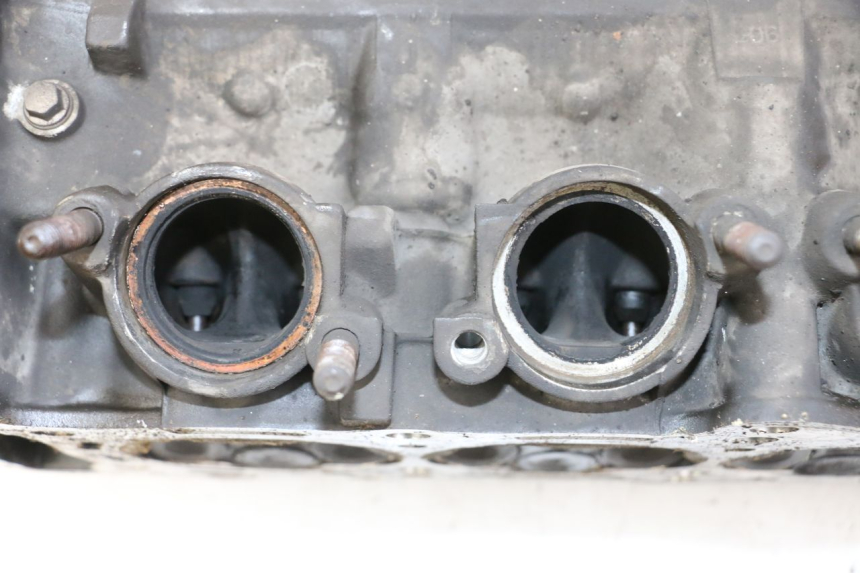 photo de CULASSE YAMAHA FZ1 FAZER 1000 (2007 - 2009)