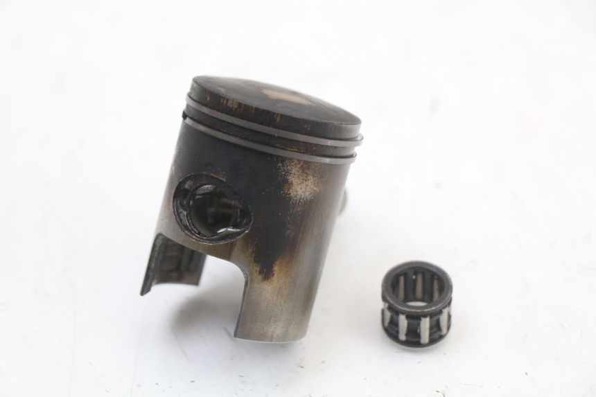 photo de CYLINDRE PISTON APRILIA SR MOTARD 50 (2012 - 2018)