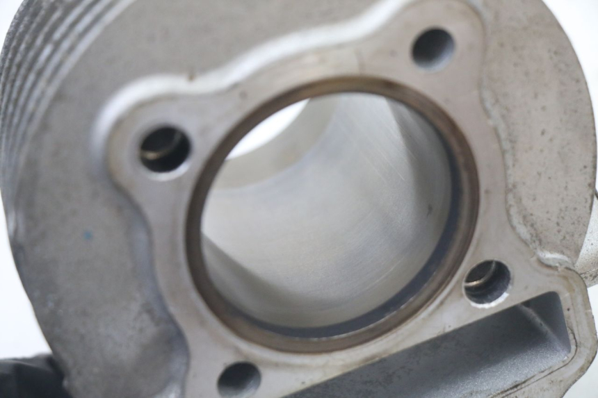 photo de CYLINDRE PISTON DAELIM BESBI 125 (2007 - 2008)