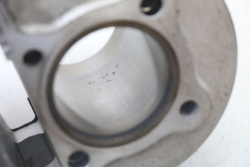 photo de CYLINDRE PISTON DAELIM BESBI 125 (2007 - 2008)