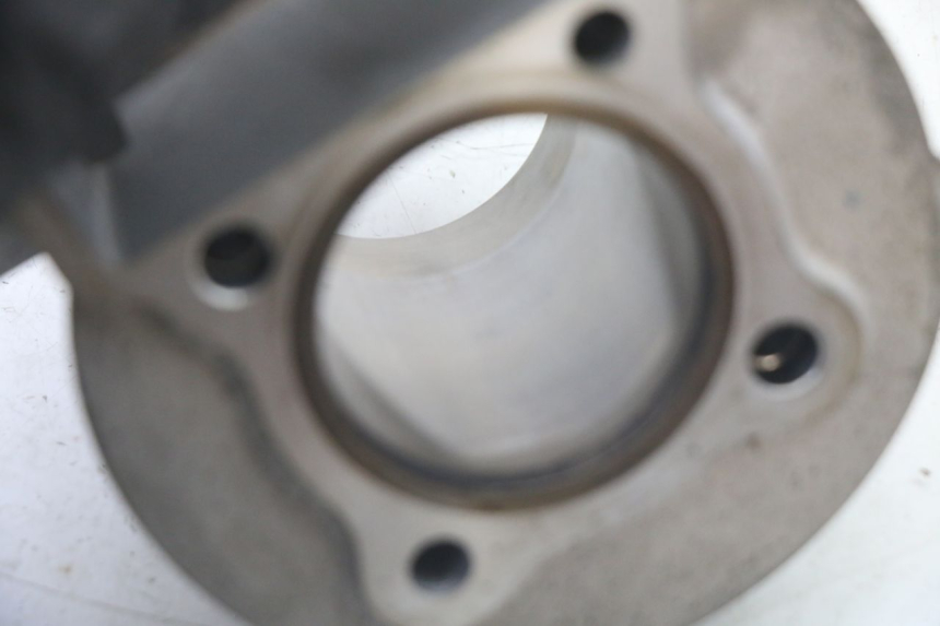 photo de CYLINDRE PISTON DAELIM BESBI 125 (2007 - 2008)