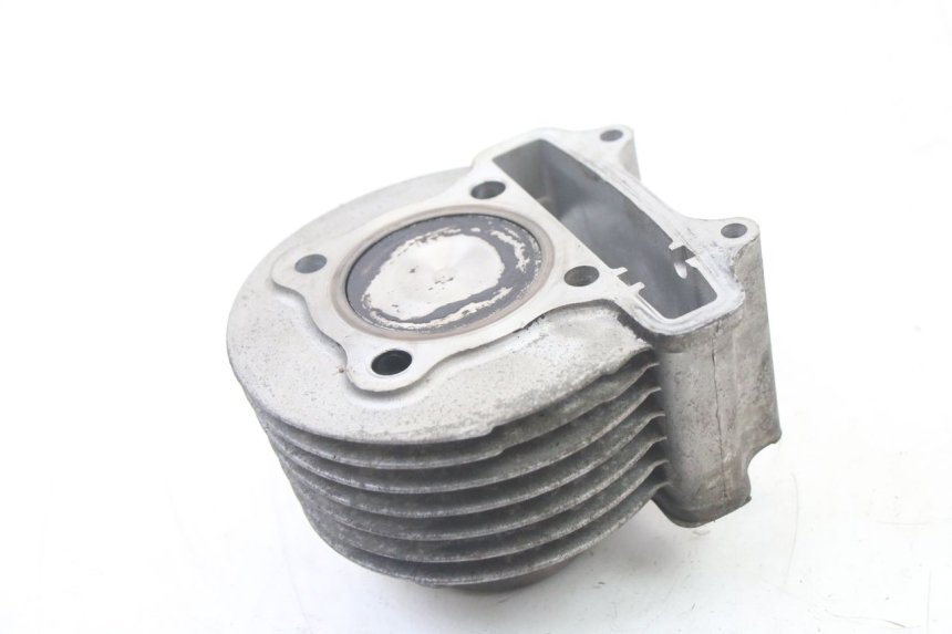 photo de CYLINDRE PISTON DAELIM BESBI 125 (2007 - 2008)