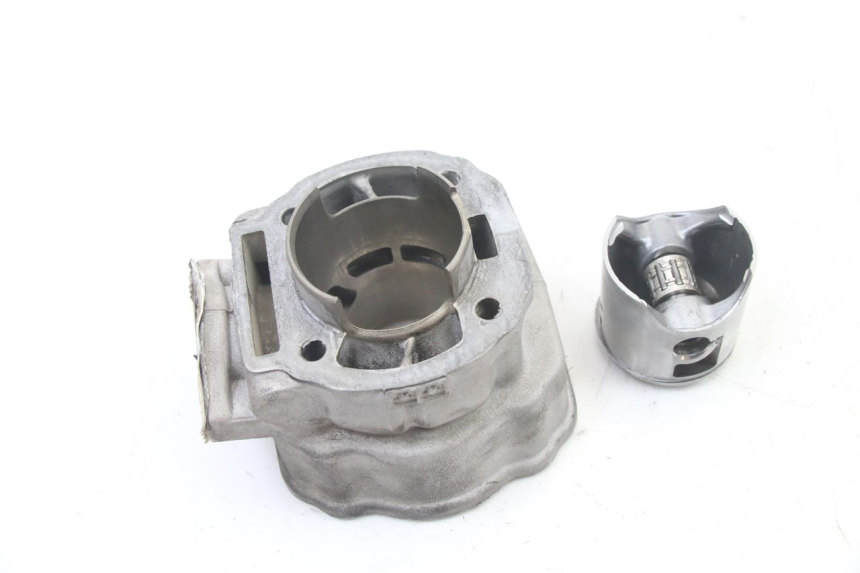 photo de CYLINDRE PISTON DERBI SENDA SM DRD X-TREME 50 (2011 - 2017)