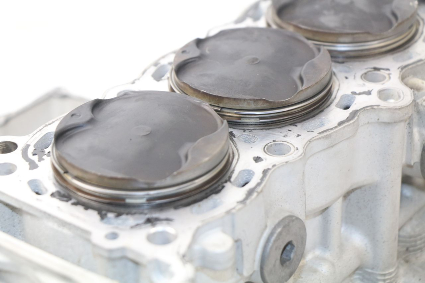 photo de CYLINDRE PISTON SUZUKI GSX-R GSXR K16 1000 (2012 - 2016) - Zoom état d’usage