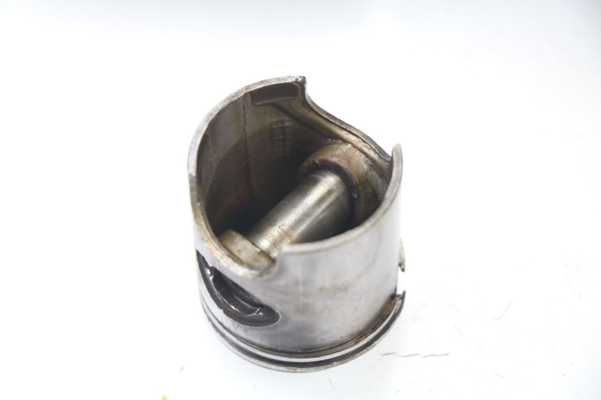photo de CYLINDRE PISTON PEUGEOT LUDIX BLASTER 50 (2006 - 2014) - Inspection visuelle