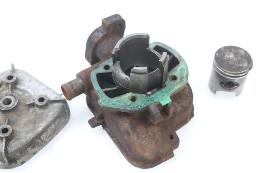 photo de CYLINDRE PISTON PEUGEOT LUDIX BLASTER 50 (2006 - 2014) - Vue d’ensemble