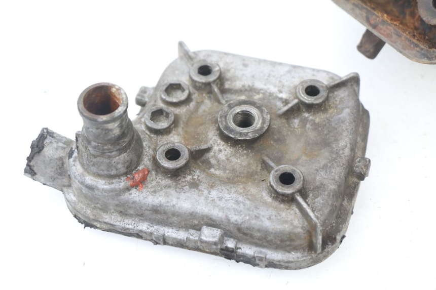 photo de CYLINDRE PISTON PEUGEOT LUDIX BLASTER 50 (2006 - 2014) - État de surface