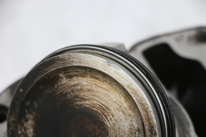 photo de CYLINDRE PISTON PIAGGIO MP3 RL 250 (2007 - 2010) - Photo complémentaire