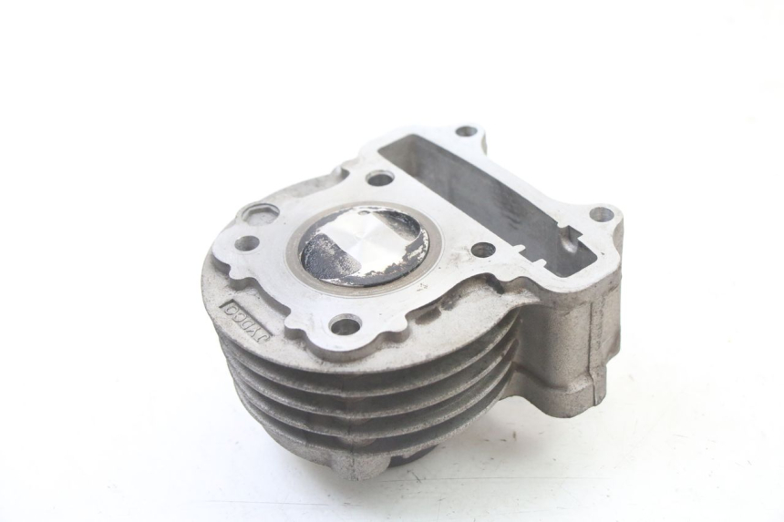 photo de CYLINDRE PISTON PEUGEOT KISBEE 4T 50 (2010 - 2017)